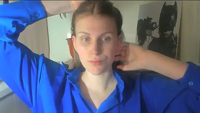 Snapshot of JuliaMuuun chatting on 04/07/26, 07:48 JuliaMuuun online show from 04/07/26, 07:48