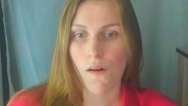 Snapshot of JuliaMuuun chatting on 06/10/26, 09:16 JuliaMuuun online show from 06/10/26, 09:16