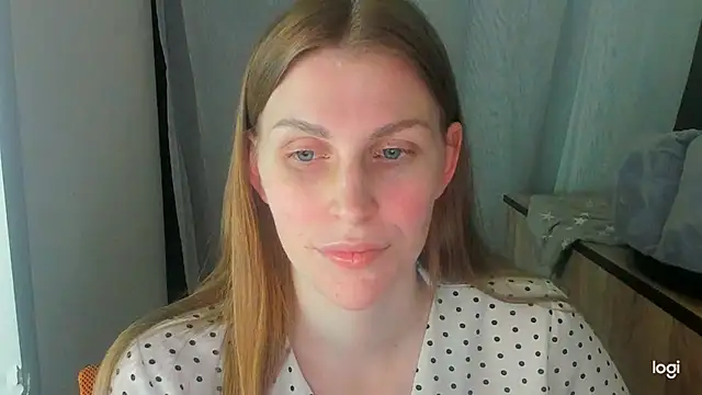 Snapshot of JuliaMuuun chatting on 06/28/26, 09:32 JuliaMuuun online show from 06/28/26, 09:32