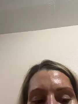 BaddieBossXX2 online show from 11/25/25, 06:03