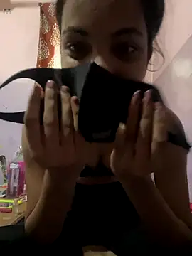 Snapshot of Sandhya_77 chatting on 09/23/25, 05:36 Sandhya 77 online show from 09/23/25, 05:36