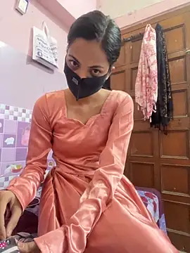 Snapshot of Sandhya_77 chatting on 10/19/25, 04:59 Sandhya 77 online show from 10/19/25, 04:59