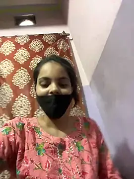 Snapshot of Sandhya_77 chatting on 05/09/26, 05:55 Sandhya 77 online show from 05/09/26, 05:55