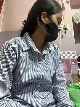 Snapshot of Sandhya_77 chatting on 07/07/26, 06:05 Sandhya 77 online show from 07/07/26, 06:05