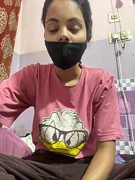 Snapshot of Sandhya_77 chatting on 04/06/26, 06:25 Sandhya 77 online show from 04/06/26, 06:25
