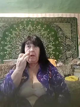 CrystalLime6411 online show from 10/17/25, 11:01