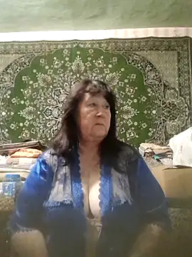 CrystalLime6411 online show from 11/18/25, 06:22