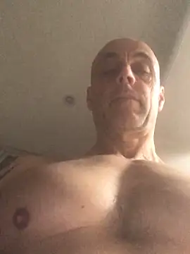 Snapshot of Andremann69 chatting on 02/18/26, 11:06 Andremann69 online show from 02/18/26, 11:06