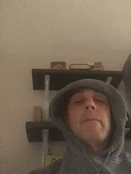 Snapshot of Andremann69 chatting on 02/19/26, 10:45 Andremann69 online show from 02/19/26, 10:45