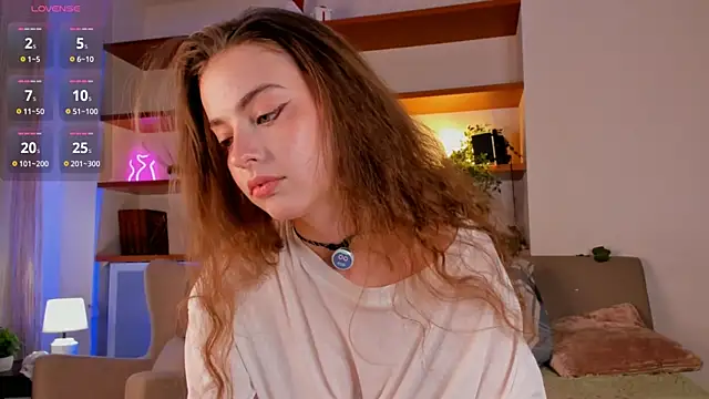 Snapshot of CarolSutton chatting on 10/05/25, 03:03 CarolSutton online show from 10/05/25, 03:03