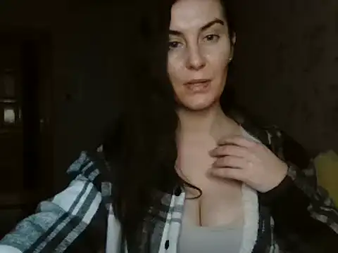 KatalinaQE online show from 10/21/25, 06:24