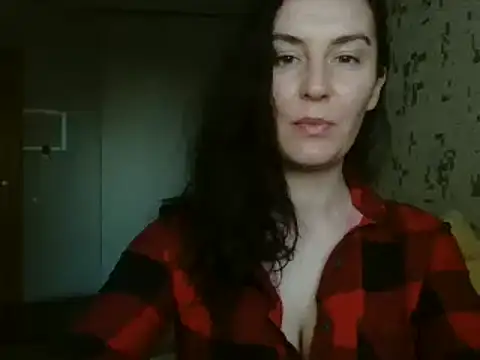 KatalinaQE online show from 09/17/25, 06:15