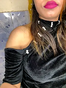 Snapshot of sexy-sukriti chatting on 12/02/25, 05:36 sexy-sukriti online show from 12/02/25, 05:36