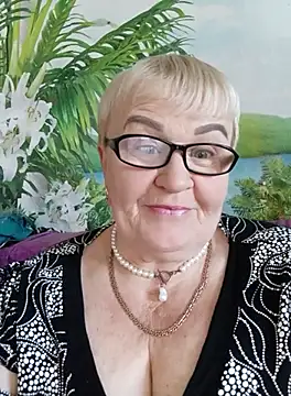 VioletSweet5566 online show from 09/21/25, 10:20