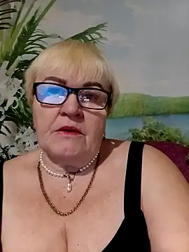 VioletSweet5566 online show from 01/08/26, 07:03