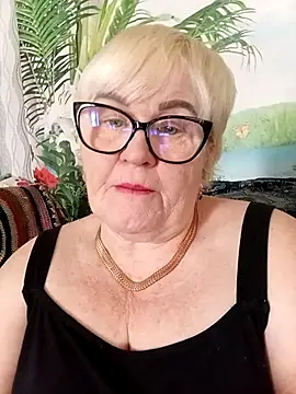 VioletSweet5566 online show from 04/05/26, 07:15