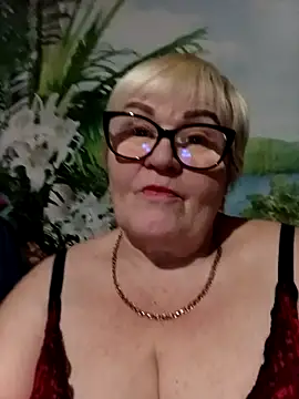 VioletSweet5566 online show from 02/16/26, 08:18