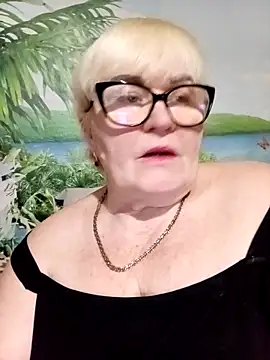 VioletSweet5566 online show from 04/01/26, 06:05