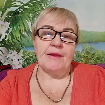 VioletSweet5566 online show from 10/25/25, 08:02