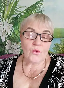 VioletSweet5566 online show from 10/06/25, 01:23