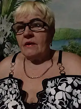 VioletSweet5566 online show from 11/29/25, 08:42