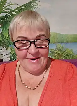 VioletSweet5566 online show from 09/30/25, 05:41