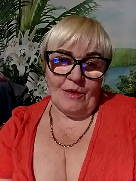 VioletSweet5566 online show from 02/14/26, 08:42