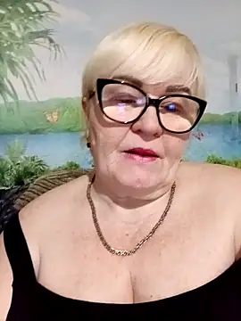 VioletSweet5566 online show from 04/08/26, 05:31