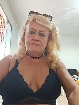 Belladama61 online show from 05/18/26, 10:09