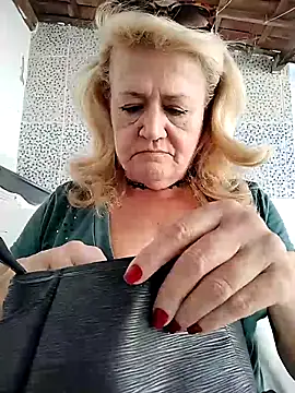 Belladama61 online show from 11/20/25, 06:08