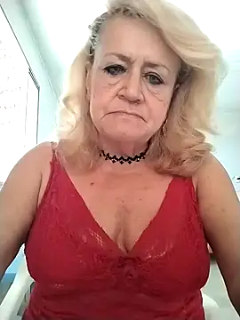 Snapshot of Belladama61 chatting on 02/11/26, 11:10 Belladama61 online show from 02/11/26, 11:10