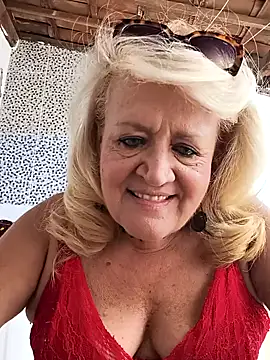 Belladama61 online show from 05/01/26, 05:51