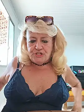 Belladama61 online show from 05/15/26, 10:46
