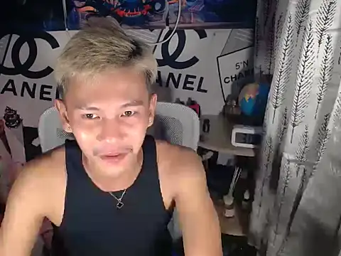 RalfAsian25 online show from 04/21/26, 07:09