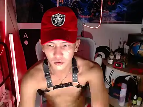 RalfAsian25 online show from 02/17/26, 05:21