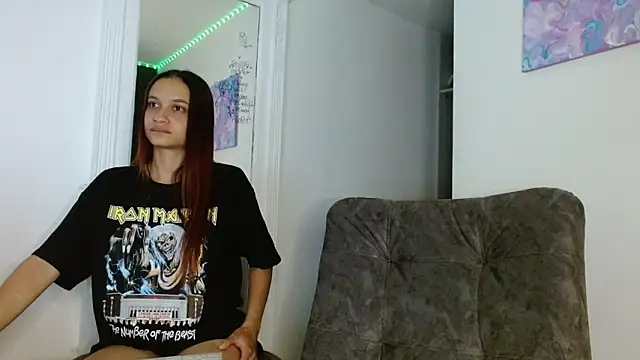 reina reina online show from 02/11/26, 05:40