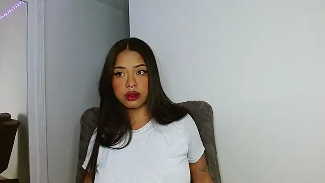 reina reina online show from 01/13/26, 03:10