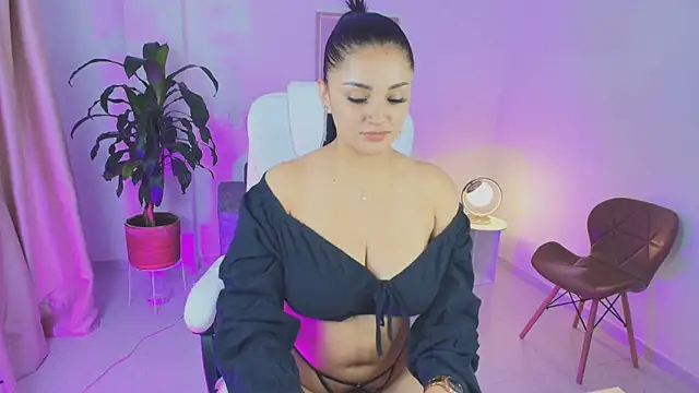 Julieta92  online show from 12/03/25, 11:20