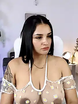 Snapshot of Julieta92_ chatting on 02/08/26, 03:32 Julieta92 online show from 02/08/26, 03:32