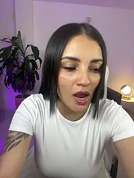 Snapshot of Julieta92_ chatting on 05/25/26, 11:14 Julieta92 online show from 05/25/26, 11:14