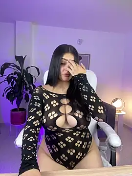 Snapshot of Julieta92_ chatting on 01/13/26, 10:57 Julieta92 online show from 01/13/26, 10:57