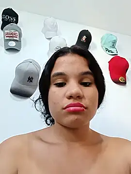 Little-Pussy-Sweet online show from 09/21/25, 09:20