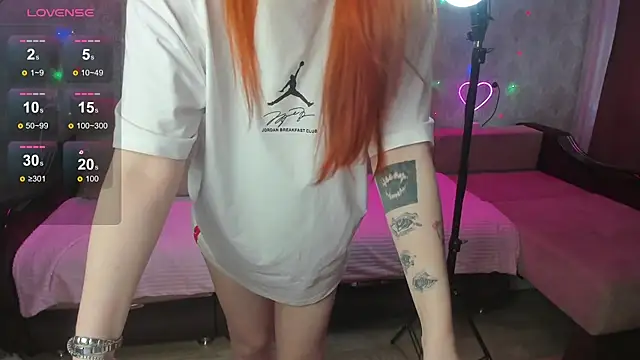 Molly Kitty online show from 09/18/25, 02:36