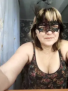 AliceGold5231 online show from 11/11/25, 06:30