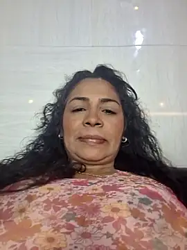 floresblancas online show from 10/18/25, 12:07