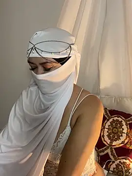 Snapshot of Amyraa_ chatting on 11/27/25, 01:33 Amyraa online show from 11/27/25, 01:33