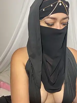 Snapshot of Amyraa_ chatting on 09/20/25, 06:02 Amyraa online show from 09/20/25, 06:02