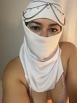 Snapshot of Amyraa_ chatting on 11/22/25, 03:00 Amyraa online show from 11/22/25, 03:00