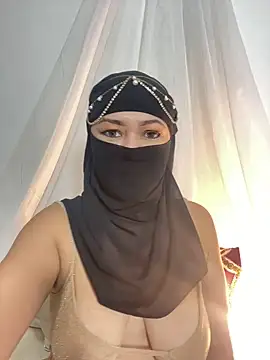 Snapshot of Amyraa_ chatting on 09/27/25, 11:38 Amyraa online show from 09/27/25, 11:38