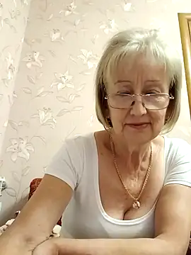 AlikaSwan5821 online show from 09/13/25, 01:55